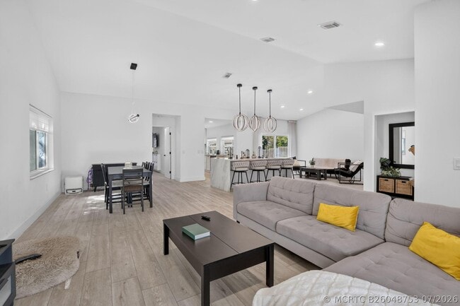 Photo - 16709 SW 5th Ct