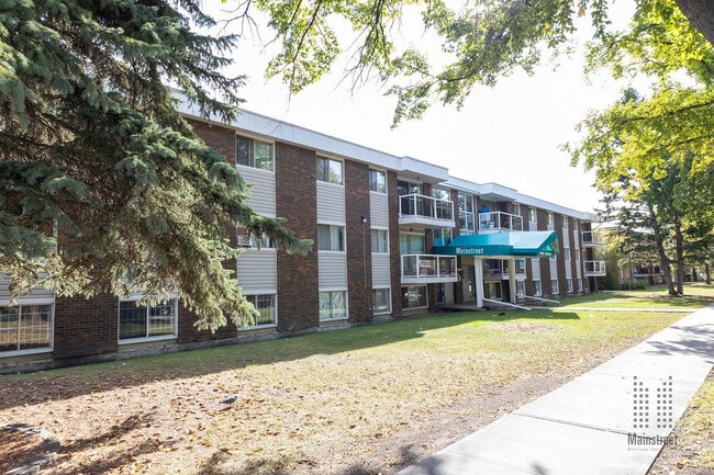 Photo - Queen Mary Apartments