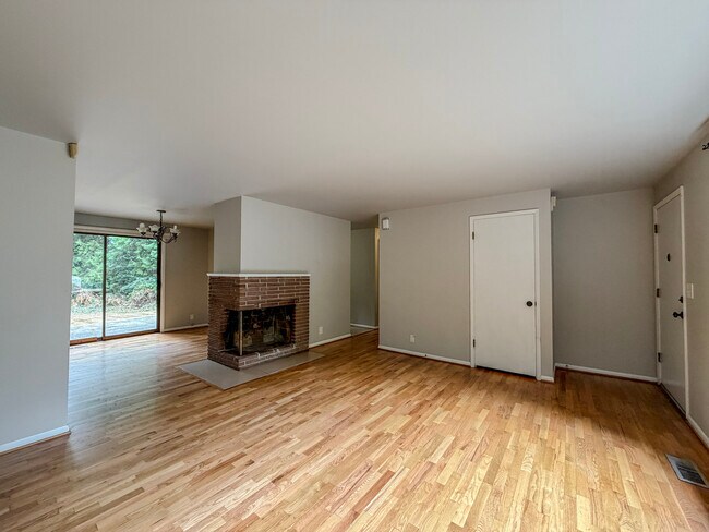 Photo - 5414 Firwood Dr