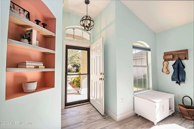 Photo - 1837 Keswick Rd