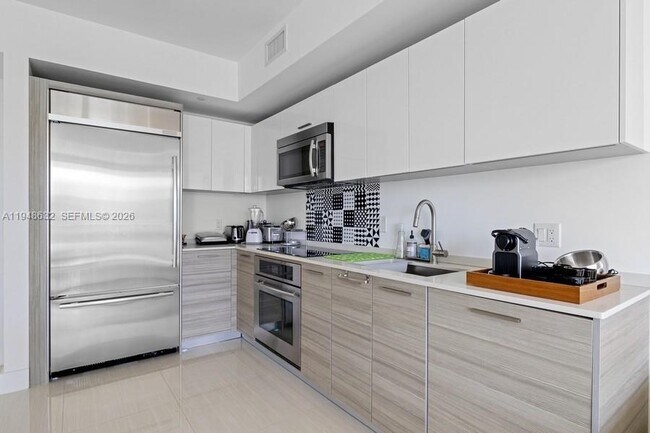 Photo - 1300 Brickell Bay Dr Unit 2803