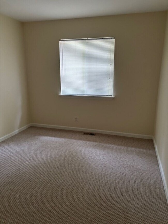 Photo - 2420 Stadium Dr