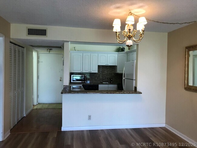 Photo - 9355 SW 8th St Unit 121
