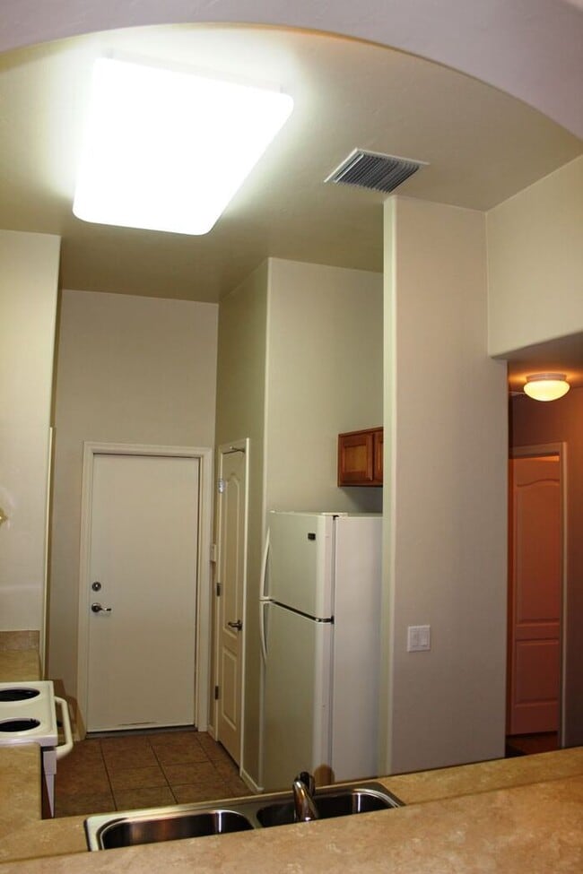 Photo - Sun-Drenched 3BR Tucson Residence with Expansive Backyard & Covered Patio