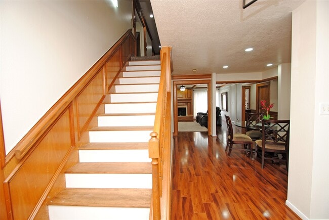 Photo - 15007 Pebble Bend Dr