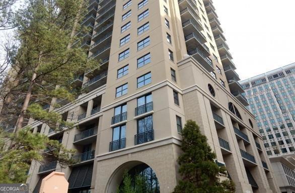 Photo - 3040 Peachtree Rd