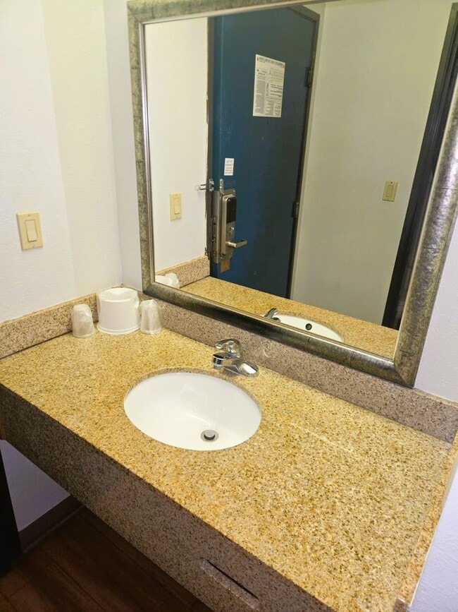 Photo - Motel 6- LaPorte Rd Unit Single King Room