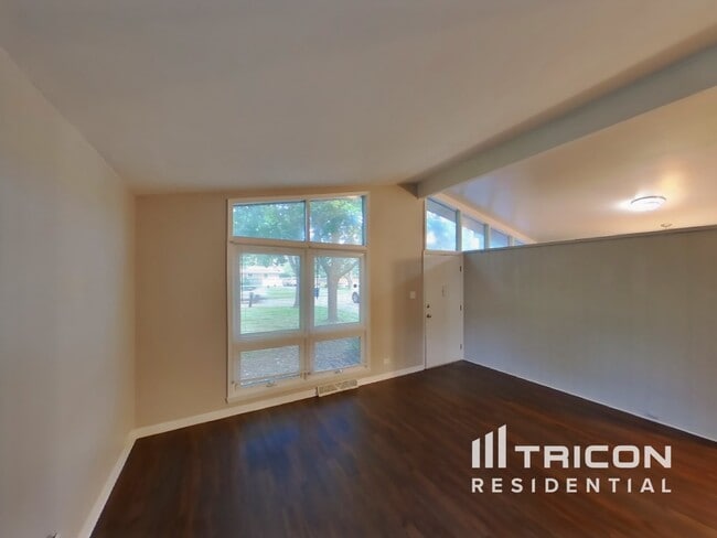 Photo - 30477 N Oak Grove Ave