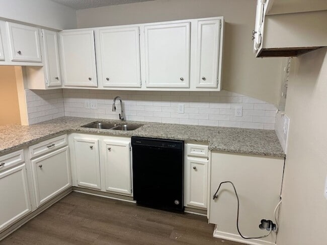 Photo - 809 Georgia Unit a