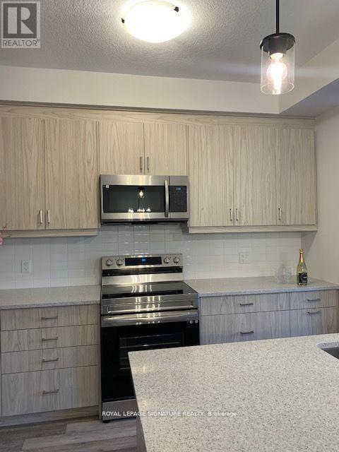 Photo - 143 Elgin St N