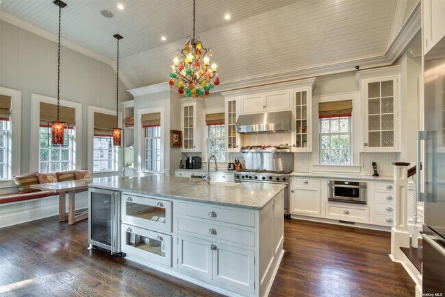 Photo - 115 Toylsome Ln