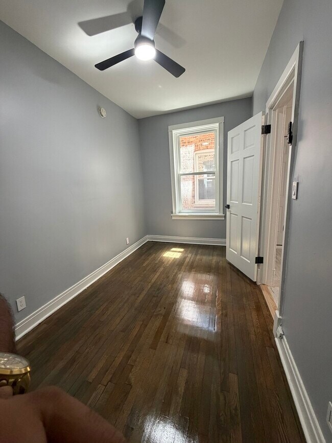 Photo - 3821 W Fillmore St