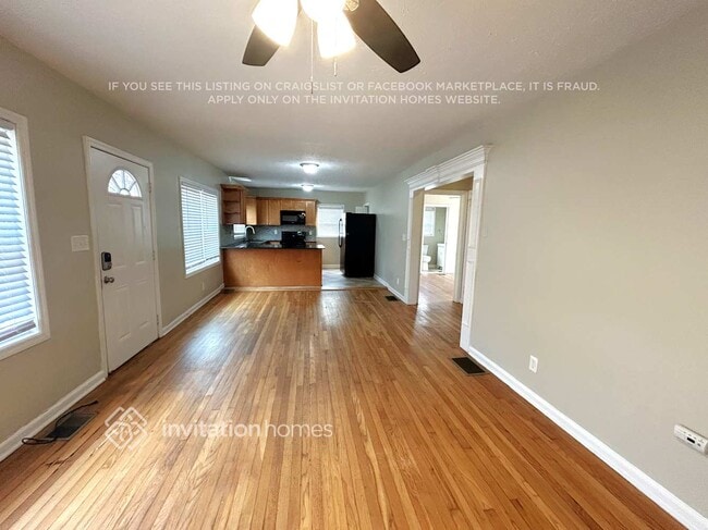 Photo - 2771 Joyce Ave