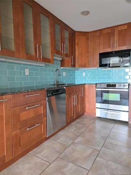 Photo - 1160 Catalpa Dr