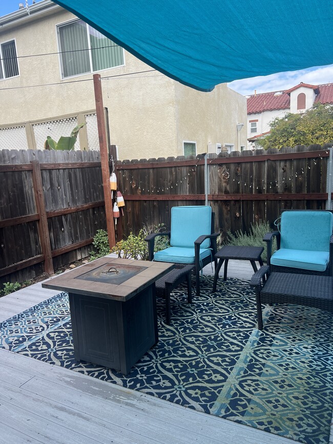 Building Photo - 280 C Ave Unit Coronado Granny Flat