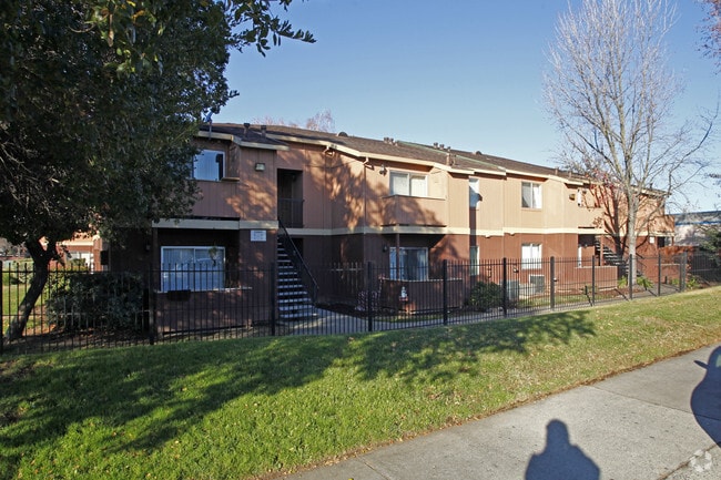 Photo - Mesa Verde Apartments