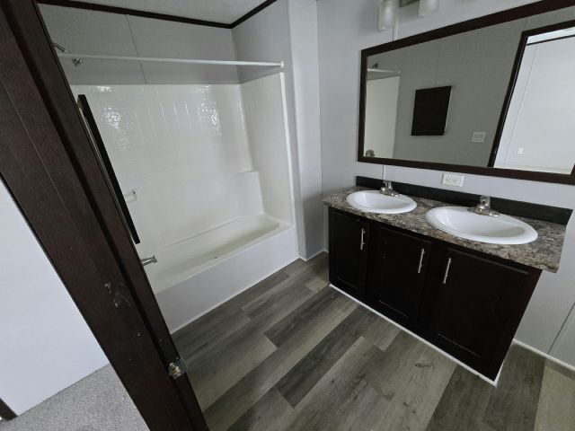 Photo - 11368 5th St NE