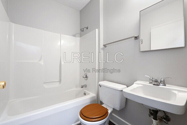 Photo - 1273 S Clay St Unit 3