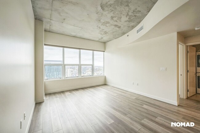 Best Value Luxe One Bedroom Downtown - Best Value Luxe One Bedroom Downtown Condo