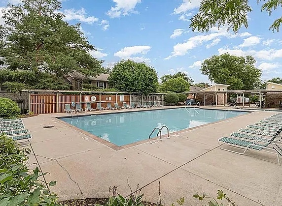 Photo - 930 Westbrooke Way Unit 930-2