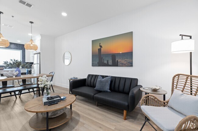 Building Photo - 111 W Sunny Isle Dr Rental