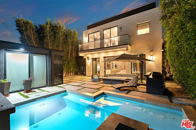 610 N Stanley Ave