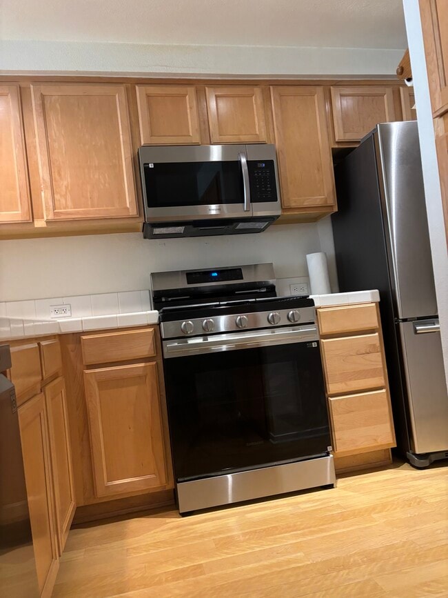 Photo - 280 Caldecott Ln Unit 116