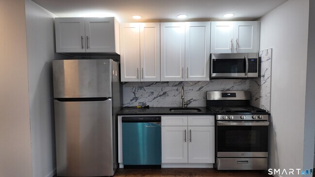 Photo - 1257 Howard Ave