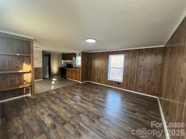 Photo - 108 Ricks Ln