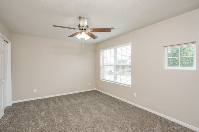 Photo - 14815 Hillside Woods Ct