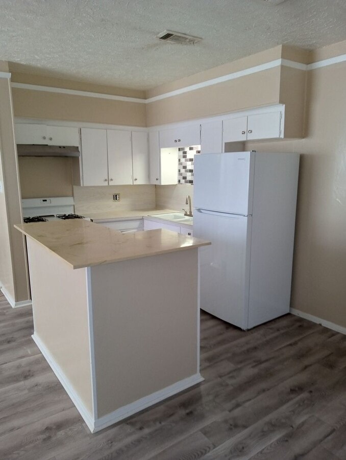 Photo - 213 Mounts Ave Unit 3