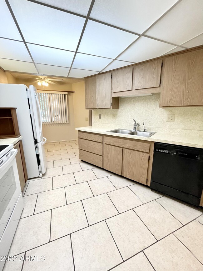 Photo - 10867 W Emerald Dr