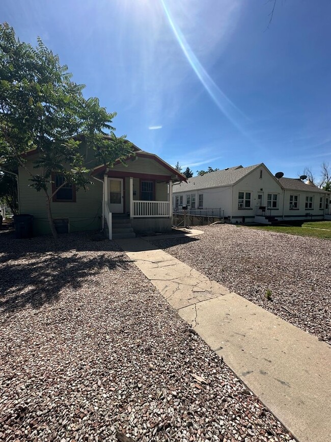 Building Photo - MM1938 Unit MF