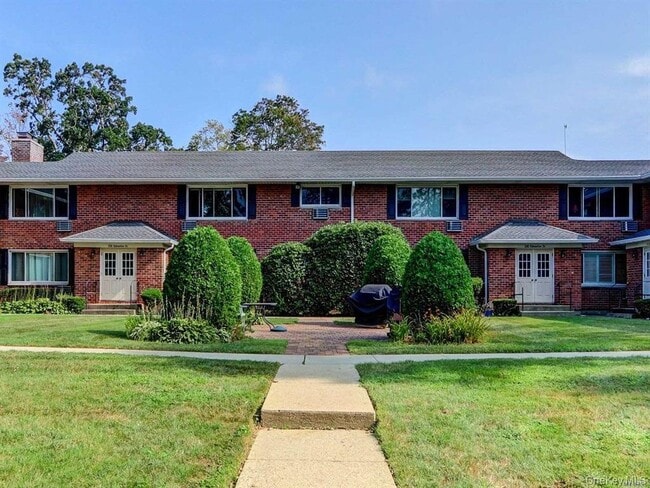 Building Photo - 326 Edmunton Dr Unit L7