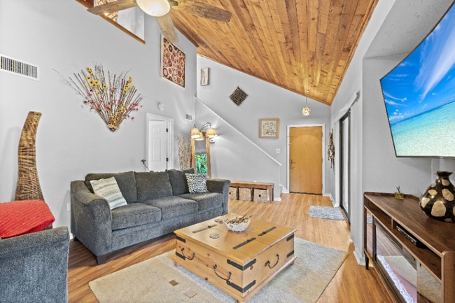 Photo - 3075 Willow Green Dr