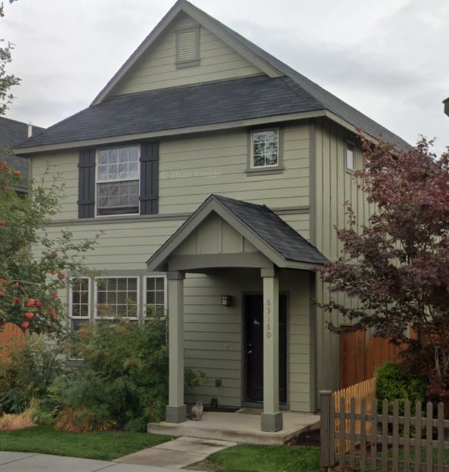 Building Photo - Spacious 4-Bedroom Home with New Paint & Carpet, Fenced Yard