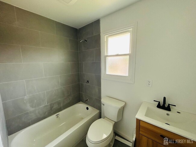 Photo - 18 Millstone Rd