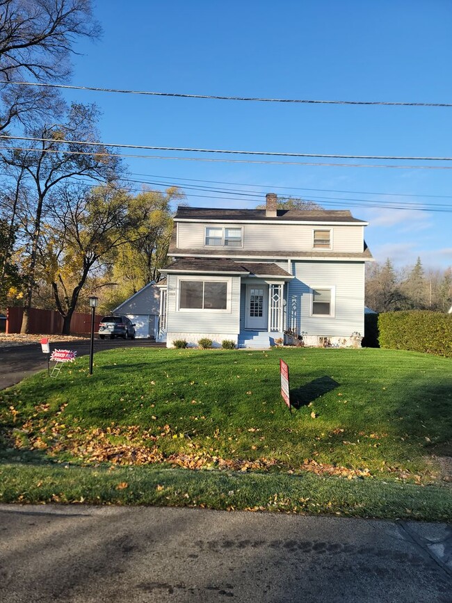 Photo - 2885 S 128th St Townhome