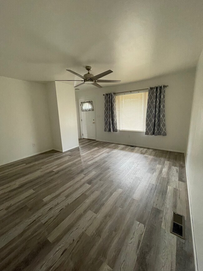 Living Room - 8120 Appoline St