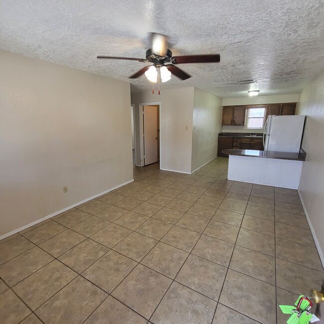 1549 Arizona Dr Unit 4