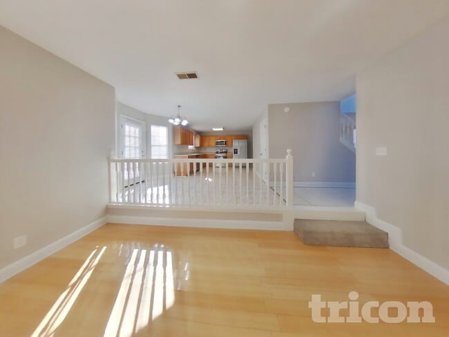 Photo - 636 Christina Pl