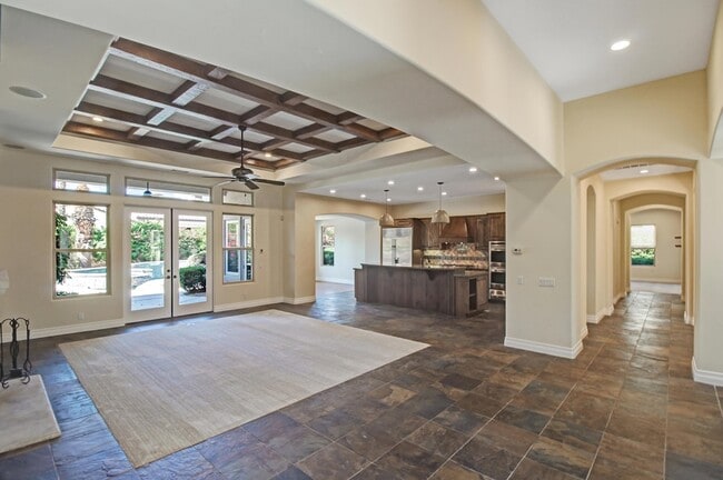 Photo - 81075 Giacomo Way