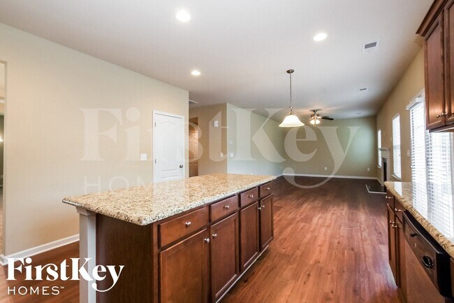 Photo - 9730 Loughlin Ln