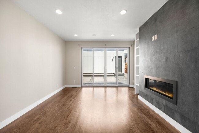 Photo - 3BD, 4BA Sunnyside Home With Office and Rooftop Deck