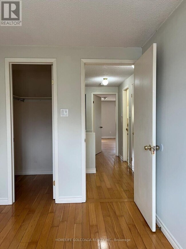 Photo - 85 Penmarric Pl