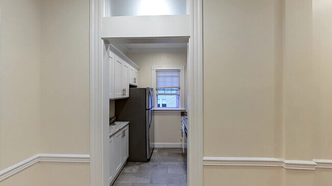 Photo - 15 Glenville Ave Unidad 17