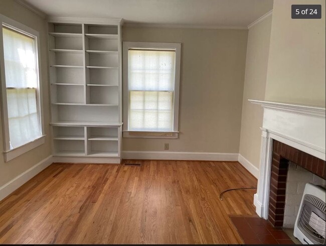 329 Meadowbrook Rd
