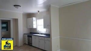 1119 Geele Ave