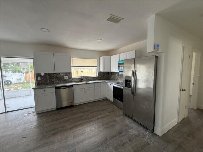 Photo - 7323 Ponderosa Dr