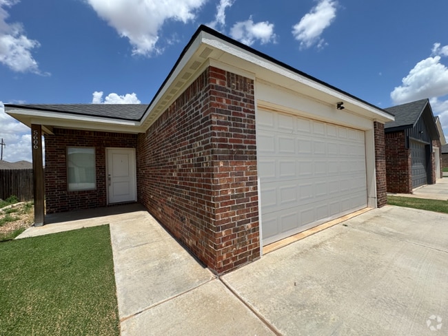 Building Photo - 5606 Lehigh St Rental